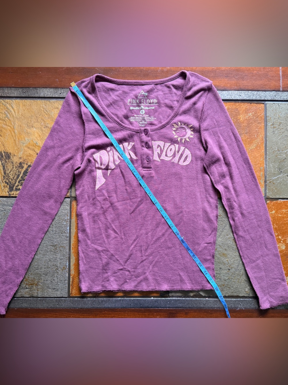 Pink Floyd purple Henley 1977 long sleeve concert singer band medium teen fun